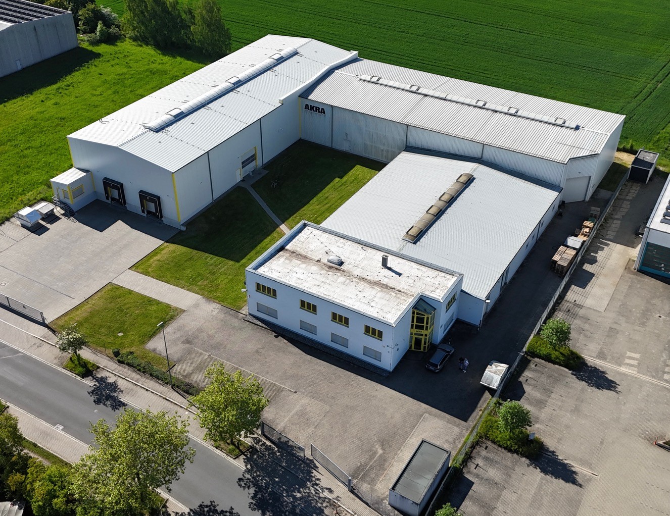 Das Firmengebäude von AKRA in Langenzenn